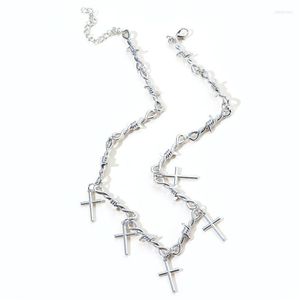 Kedjor Punk Thorns Halsband Metal Barb Chain Safety Fashion Trendy Hiphop Cross Charm Jewelry for Unisex Giftchains Sidn22