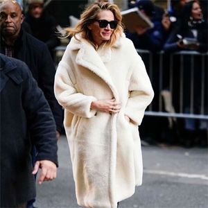 Jesień zima kobiety Beige Teddy Płaszcz Stylowy żeńska gęsta ciepła kaszmirowa kurtka Casual Girls Streetwear 201221