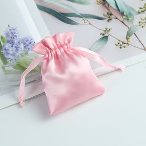 50st Pink Satin DrawString Bag Liten smycken Pouch Package Storage Wedding Party Present Packing Pouches For Womens Baby Shower