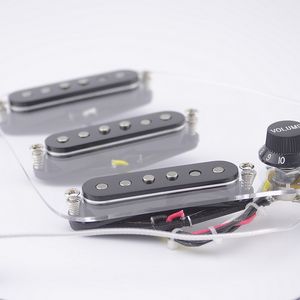 Caricato precablato SSS Alnico V Single Coil Pickup Cablaggio precablato