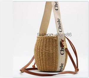 wa 2022 Modekorg Kvinnor Bucket Bag Halmväskor Handväska Tote Beach Shouldra Crossbody Damhandväskor Designers Väskor träiga väskor Handväska