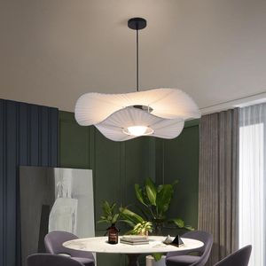 Lampade a sospensione Stile nordico Moderno soggiorno minimalista Camera da letto Sala da pranzo Negozio di abbigliamento creativo Lampadario a led in tessuto per la casa