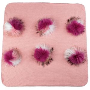 Sjaals Mooie geboren baby warme katoen Swaddling deken Travel Slapende beddengoed Swaddles wrap met 15 cm drievoudige kleur echte bont pompomscarves