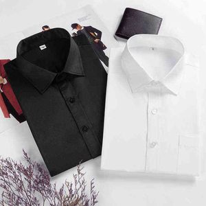 Versão coreana Camisa profissional Men preto e branco mangas longas e curtas sem passar a ferro espessada em estilo college da faculdade G220511