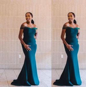 Afrikansk Teal Hunter Green Off Shoulder Mermaid Bridesmaid Dresses Golvlängd Sweep Train Garden Country Wedding Guest Gowns Maid of Honor Dress Plus Size Pro232