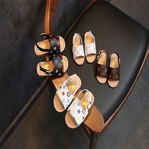 Stil Erkek Sandal Ayakkabıları toptan satış-Yaz Kız Çocuklar Çocuk Sandalet Bebek Çocuk Ayakkabı Stil Toddler Terlik Yumuşak Alt Bebek Tasarımcı Ayakkabı ve Re306L