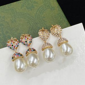Designer 925 Silver Pin örhängen dinglar guld charm örhängen för kvinna diamantform örhänge av hög kvalitet mässingsmodesmycken leverans