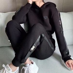2 adet Set Giysileri Kadın Tasarımcı Trailsuit Bahar Sonbahar Hoodie ve Pantolon Spor Takım Kazak Sweatshirt Takımları Yoga Spor giyim