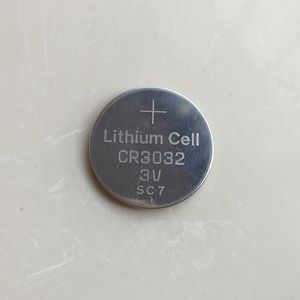 CR3032 DL3032 BR3032 3V Düğme Hücre Pil Para Hücre Lityum Piller İzleme Oyuncakları için