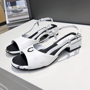 Högkvalitativa damskor designers modetryck sandaler tå tjocka klackar Fårskinnstyg Foderyta Öppen tå Retro PU-sulor