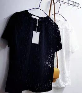Üst Fransız toptan satış-Tasarımcı Mens Womens See throom T Shirt Lüks Dantel Mektuplar Fransız Pari Moda T shirt En Kaliteli Tees Sokak Kısa Kollu T Gömlek Transferler Beyaz Siyah Oymak