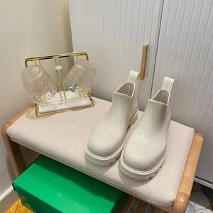 Cm Cm Ayakkabı toptan satış-Bayanlar su birikintisi yağmur botları gündelik ayakkabılar klasik platform su ayakkabı biyolojik olarak parçalanabilir kauçuk ayak bileği üst tasarımcı bayanlar cm çok renkli boyut