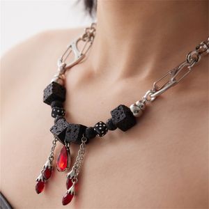 Punk Dark Design Niche Ruby Pendant Necklace Female Blood Drop Shaped Original Stone Accessories Temperament Jewelry Gift