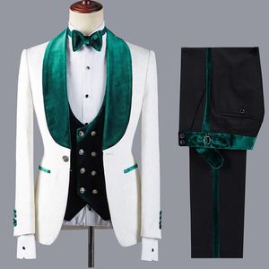 Yeni Moda Beyaz Jakarlı Damat Smokin Yeşil Kadife Şal Yaka Groomsmen Erkek Gelinlik Mükemmel Adam Ceket Blazer 3 Parça Takım (Ceket + Pantolon + Yelek + Kravat) 27