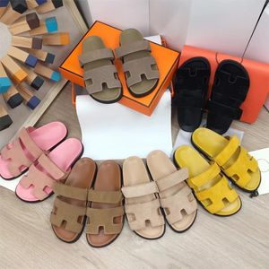 Chypre Terlik Moda Tasarımcısı Sandalet Konfor Terlik Platform Sandal Plaj Klasik Düz Sandalet Bayan Deri Parmak Arası Terlik