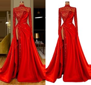 Plus Size Red Glitter Suknie Wieczorowe 2022 Z Długim Rękawem Muzułmański Robe De Soiree Formalny Gorgeous Pageant Prom Dress Party Red Dywan Suknie