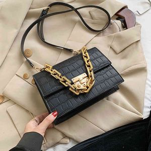 Bolsa de noite Corrente grossa Sacos pequenos de aba PU para mulheres 2022 Trendência da marca Women's Trending Designer Bolsas de ombro Crossbody 0623