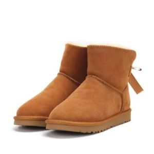 2022 Classical Aus short U5062 women snow boots 1 bow keep warm boot Cowskin Sheepskin Plush fur boots with dustbag card nice gift top quality 5062