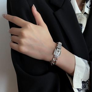 Bracelets de charme Ins estilo Titanium Steel WatchBand Bracelet Hip-Hop para homem e mulher casal de jóias de jóias de jóias
