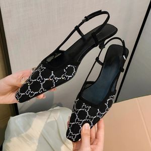 Sandali a spillo con strass alla moda Scarpe firmate da donna in stile passerella con punta quadrata