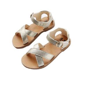 Barnsandaler flickor 2022 sommar ny guldversion baby mode öppen tå strand sko platt ko muskel småbarn skor tjej g220523