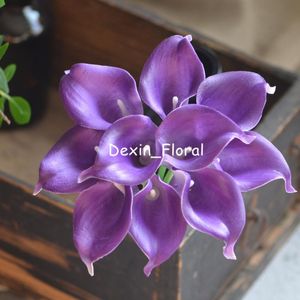 Ghirlande di fiori decorativi Gigli di calla viola reale Tocco reale per bouquet da sposa in seta Giglio artificiale nuzialeDecorativo decorativoDecor