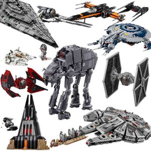 1381 Adet Millennium Falcon Kuvvet Uyandırır Set Yıldız Modeli 75105 Yapı Taşları Oyuncaklar Çocuklar Çocuklar Için G220707