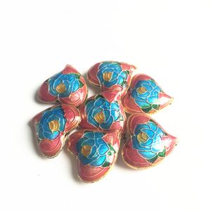 10 pz Cloisonne Filigrana Amore Fiore Branelli Allentati FAI DA TE Smalto Gioielli In Rame Accessori Creazione di Gioielli Orecchini Pendenti di Fascino