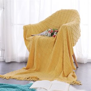 Nordic Knitted Throw Thread Sofa Blanket on the Bed Travel TV Nap Tassel Plaid Soft el Bedspread Home Decor 220616