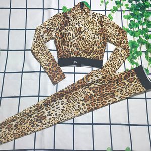 Frauen Frühling Herbst Trainingsanzüge mit Reißverschluss Leopard Brief Gurtband Yoga Outfits Outdoor Klassische Sonnenschutz Sportbekleidung