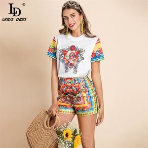 LD LINDA DELLA Yaz Pist Moda İki Parçalı Şort Set Kadınlar Günlük Kıpır tepki üst ve Vintage Baskı Takımı 220509