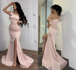 2022 Sexy Bridesmaid Dresses long pink simple one shoulder split mermaid prom dress bc12767 B0608X02