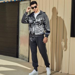 Spor Salonu Giyim Erkekleri Trailsuit 2 Parça Set İlkbahar/Sonbahar Kamuflaj Spor Giyim Takımı Plus Boyutu Gençlik Gevşek Kontrast Renk Kazak İki Parçalı Setgy