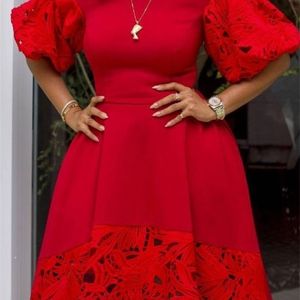 Kobiety czerwona sukienka na ramię koronkową pustą patchwork liniowa elegancka impreza duża dama kobieta domowa szaty sukienki 220527