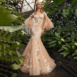 Abiti da sposa a sirena champagne Appliques Paillettes Tromba Manica lunga Elegante pizzo con volant Abito da sposa Sweep Lunghezza treno Damigella d'onore da sposa