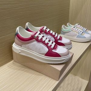 Designer de luxo Mulheres de alta qualidade Sapatos casuais de nylon gabardine clássico tenejadores tênis de marca de rodas lady stylist plataform plataforma de moda solid adapen