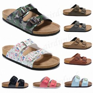 2021 Kvinnor Summer Beach Cork Slipper Män lägenheter Tappar Sandaler unisex casual skor mode två spänne glider icke-halkflip flop