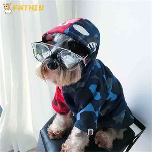 Fathin Dog Clothes PuPreme Pawmain French Bulldog Shirt Dog Sweater Sport Retro Chihuahua Cat Pet Clothes S-XXL 210401
