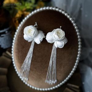 Clip-on vite posteriore fata fiori clip orecchio con perline nappa fatta a mano da sposa diadema donne orecchino DER002Clip-on