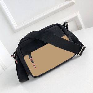 Дизайнерская сумка для наплечного кошелька Мужчины и женские сумки Messenger Bags Cound Bag Top Quality AAA + Backpack Backpack