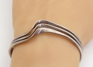 Oberoende kiko stil kedja trippel våg armband dongiri samma silver smycken ljus lyx retro mode trend all-match smycken