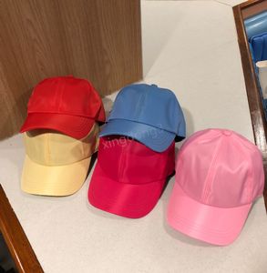Designer Hats Casquette Mens Baseball Cap Womens Ball Caps Luxury Fashion Justerbar unisex Street Monterad Curved Visor Hat Waterproof Quality Multi-Color Valfritt
