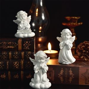 Cute Resin Girl Angel Figurine Peaceful Prayer Sculpture Desktop Ornaments Retro Flower Fairy Small Decorative 220811