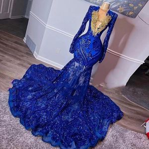 Kungliga Blå Sequins Applique Evening Formella Klänningar 2022 Sparkly Långärmad Lace Sheer Neck Arabic Aso Ebi Prom Gala Gästerklänningar Robe de Soirée