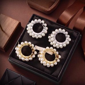 Baumelnde Kronleuchter-Ohrringe mit wunderschönen Perlen und großen Tropfen für Frauen, hochwertige, modische, ausgefallene hängende Ohrringe, baumelnde Kronleuchter