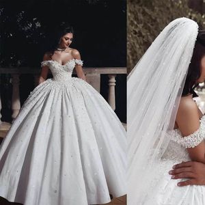Modern 3D-Floral Appliques Beaded Boutique Wedding Dresses Off Shoulder Ball Gowns Beading Elegant Chapel Train Bridal Dresses