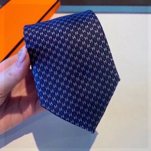 Дизайнер бренда мужски для галстука Мужские галстуки модные галстуки