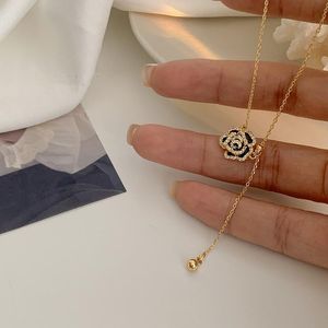H￤nge halsband mode kvinnors rostfritt st￥l retro kamellia solros diamant enkel kedja smycken brud br￶llop present