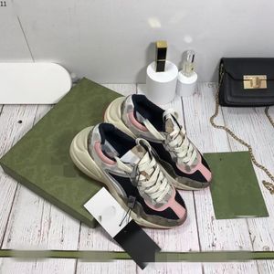 2022 Scarpe firmate Rhyton Sneakers Beige Scarpe da ginnastica da uomo Chaussures vintage di lusso da donna taglia 35-45 kjmBB23555