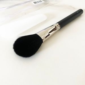 129s Powder / Blush Makeup Brush